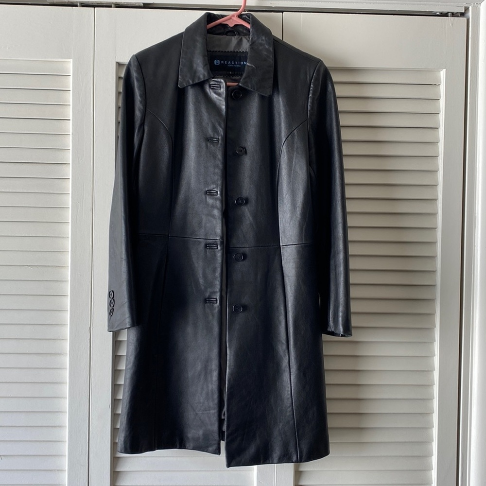 Vintage Kenneth Cole 100% leather jacket
